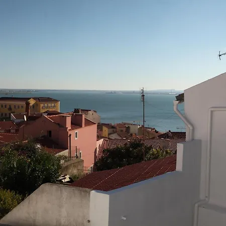 维拉圣玛丽娜公寓 Lisboa